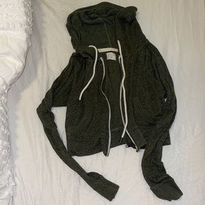 CROPPED HOODIE